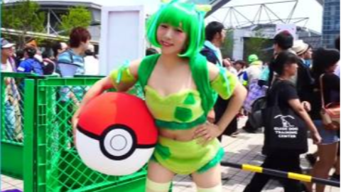 日本漫展妹子cosplay宠物小精灵妙蛙种子