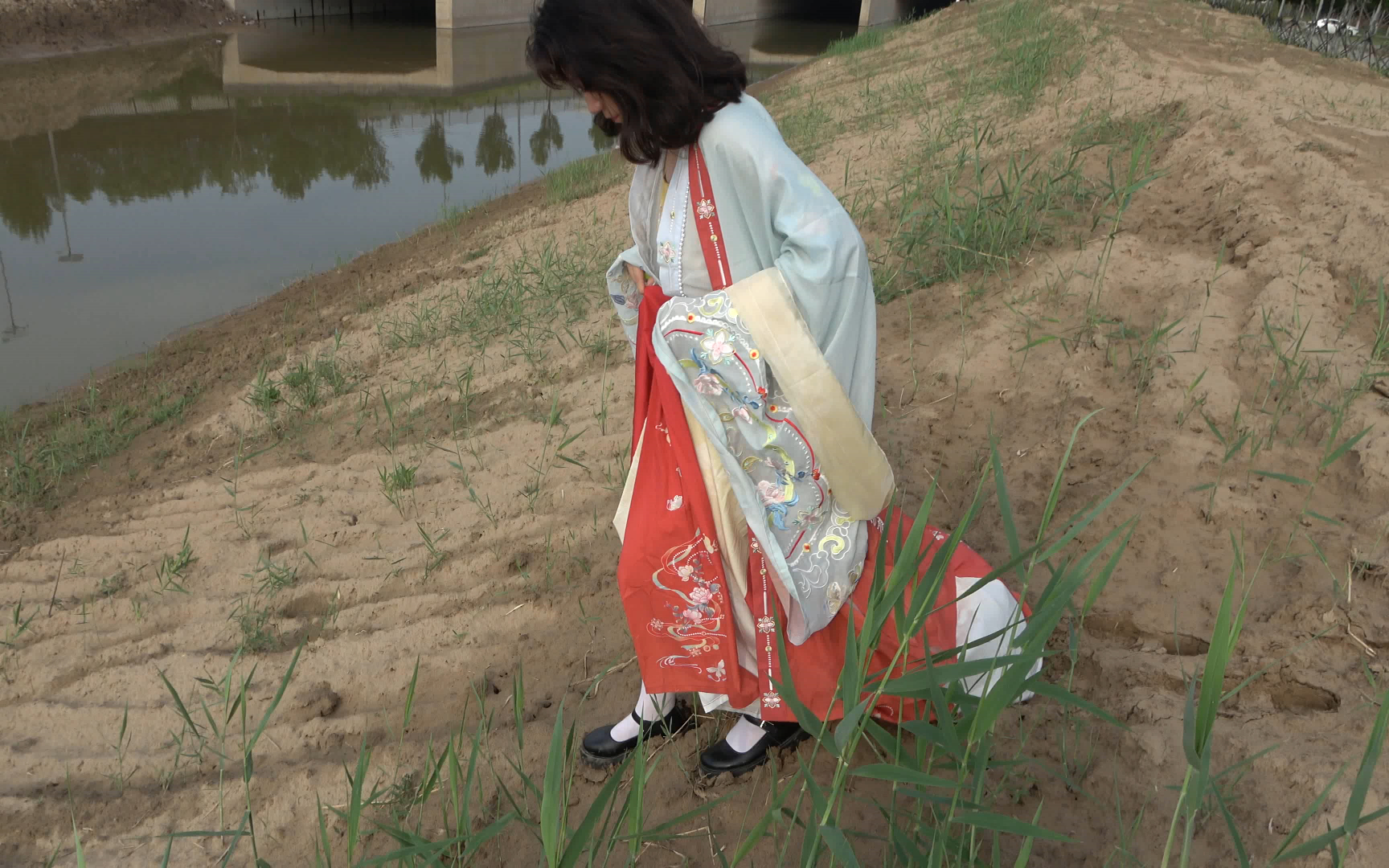 古风经典汉服踩泥