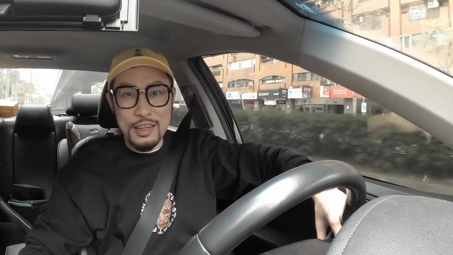 哈啰!mc hotdog来了 m型秃界的巨星揭开茂密头发