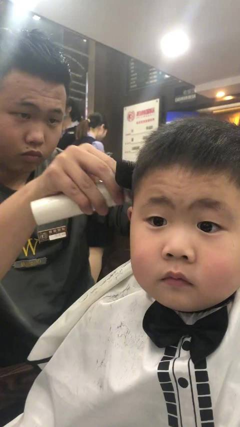 理个发看到了以后的自己