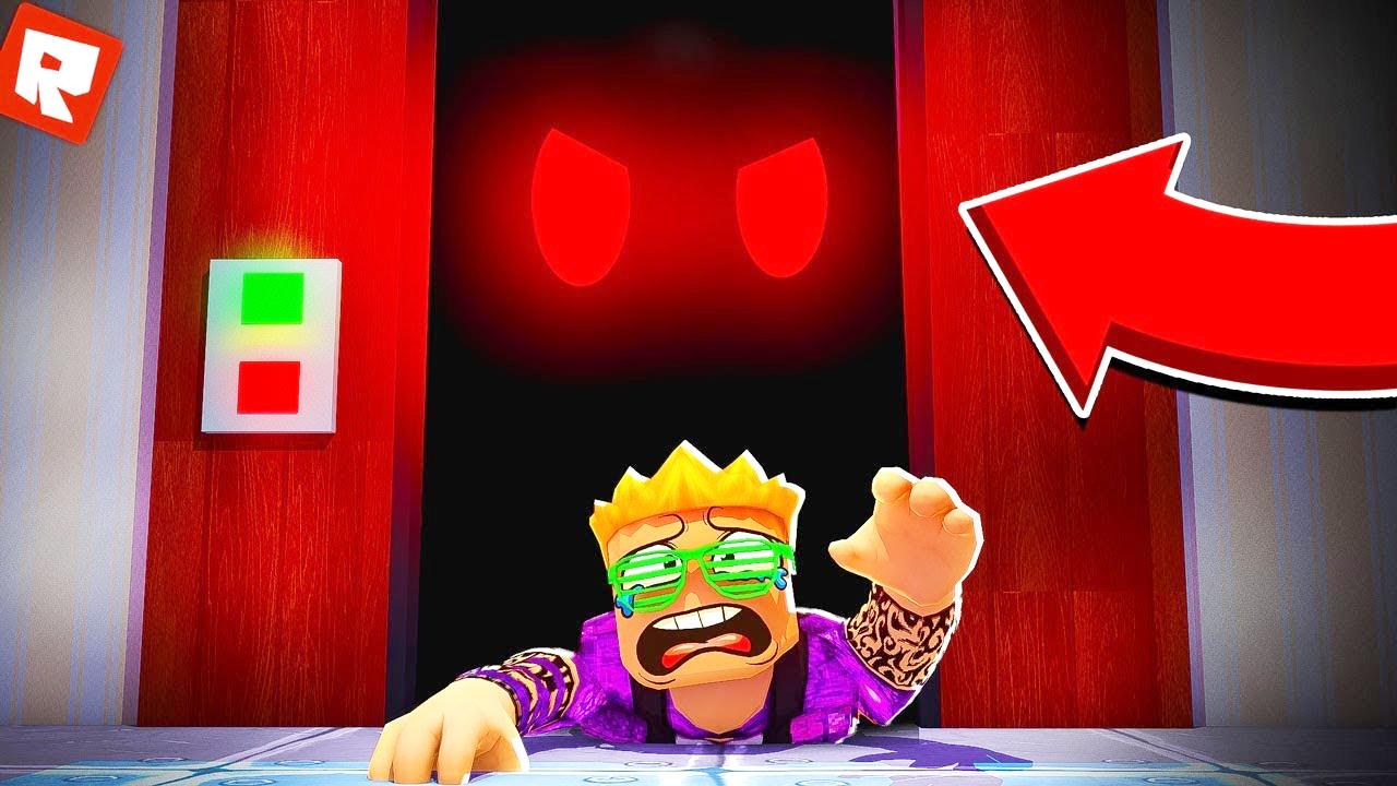 小飞象解说 Roblox电梯模拟器 圣诞节来到老奶奶的家里?