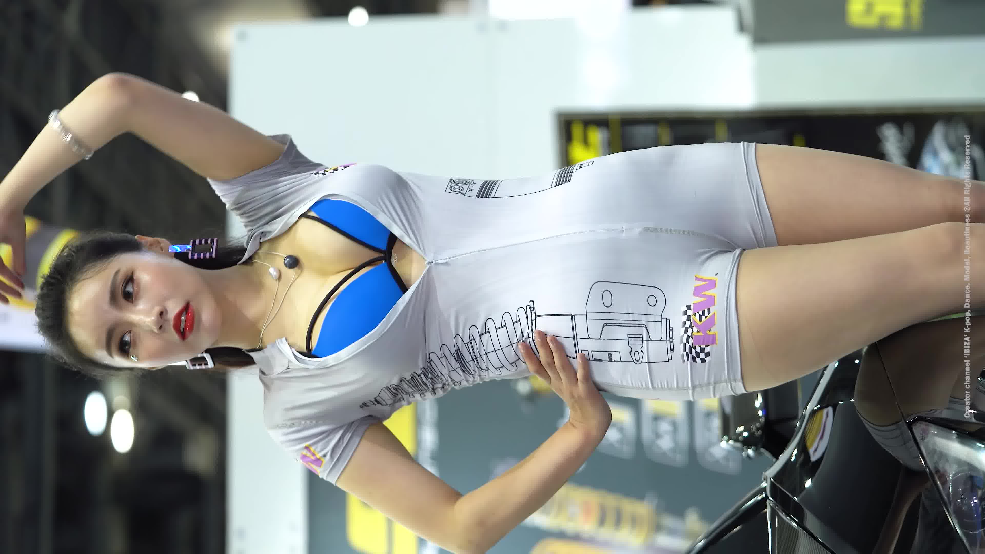 最新Auto Salon Auto Week韩国车展现场饭拍韩国模特美女性感火辣展示