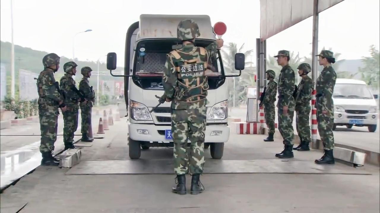 美丽重生: 武警故意放走大货车, 引出毒贩, 没想到毒贩是个大美女