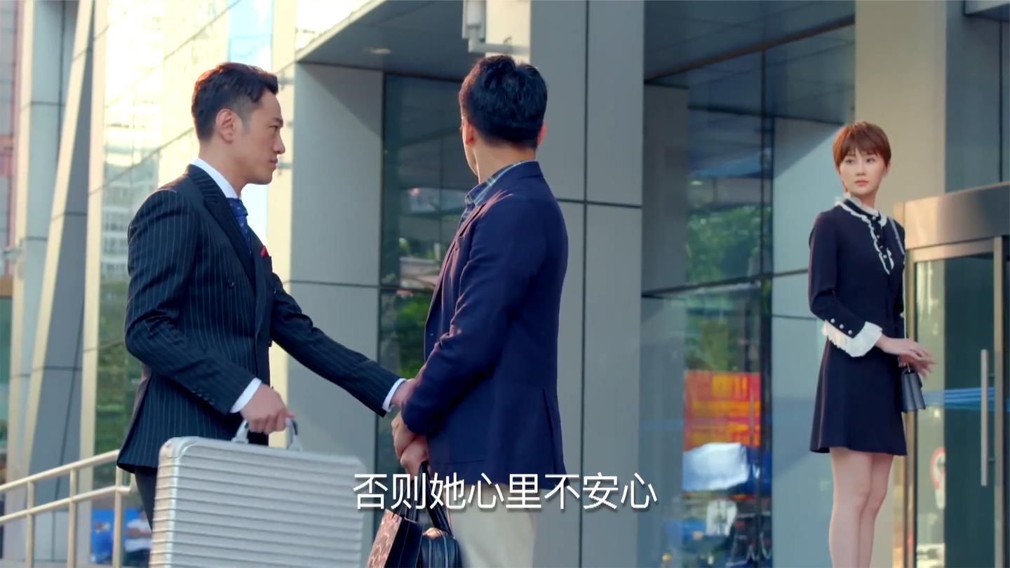 人间: 妻子和邋遢丈夫办离婚, 谁料丈夫一身西装出场, 妻子呆了