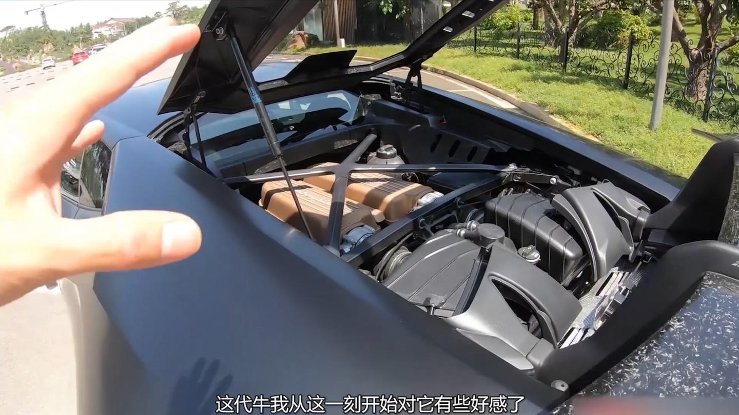 5.2L 640马力V10 这台发动机是金色传说!