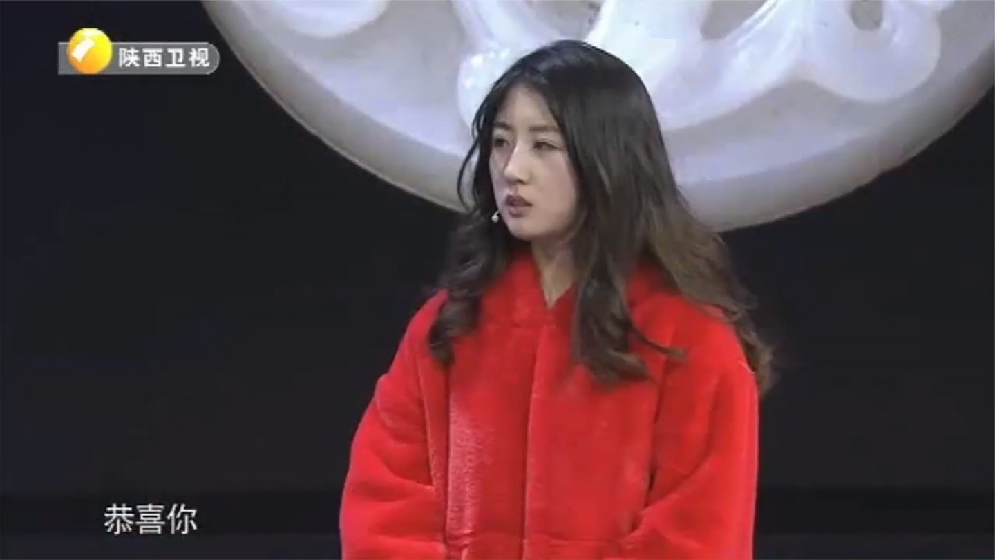 综艺: 美女嫌父亲送的古玉老气, 竟要拿去抛光, 专家: 我很无语!