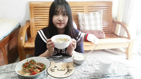 【胖子多多酱】酸菜猪肉炖粉条~东北菜~