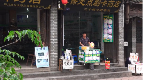 国外网上如今最火的视频,让无数外国人赞叹的竟然只是中国普通的街边小吃