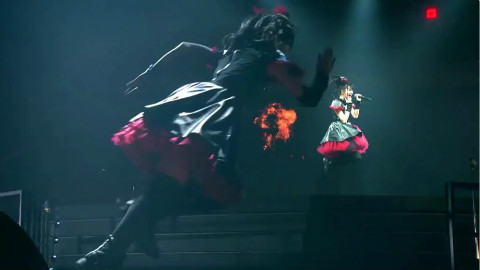 【BABYMETAL】Babymetal with Rob Halford at APMA s