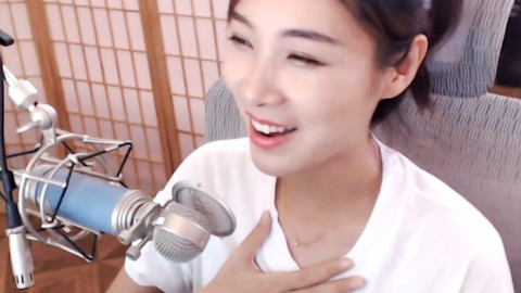 女流的《心灵砒霜》— 如何驯服两腿之间狂暴的野马 8.22