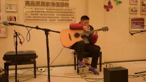 【吉他指弹】看了砸吉他系列 11岁小学生逆天指弹