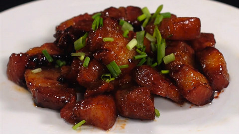 3步就能搞定的电饭煲红烧肉,馋到不行