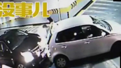史上最和谐女司机 其实也很可爱不是吗?
