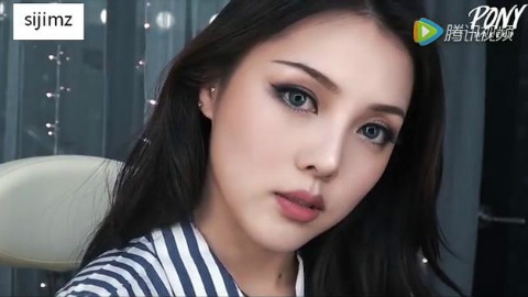 Pony超级烟熏妆,教你画出完美的双眼皮!