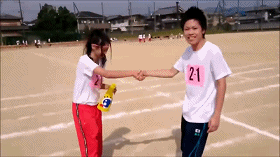情人节虐狗 日本学生告白成功合集