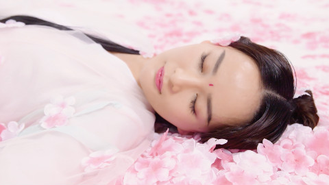 【iEVER美课】雅诗兰黛甜幂桃花唇