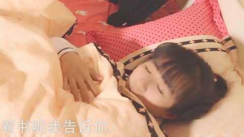 一个人能懒到什么程度?看了小姐姐你就秒懂了!