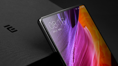 小米MIX 2背面谍照泄露:9月12日发布,对决苹果!