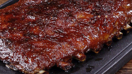 【1分钟贴士】用家庭烤箱也能做出专业级BBQ猪肋排!