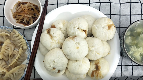 【不正经的南京灌汤包】早餐吃播