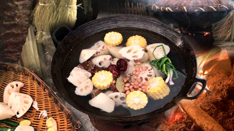 寒冬腊月,腊排骨火锅和一碗小酒,烫嘴暖人心 @胖胖的山头