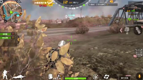 小伙子开得什么车?玩具车啊,怎么说!