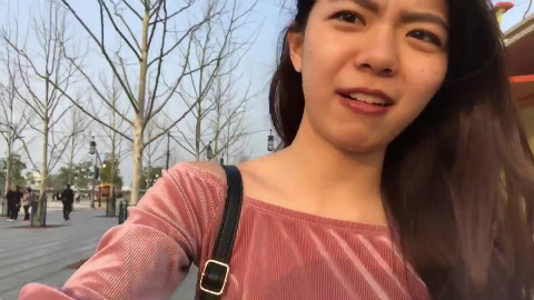 日本姐妹俩一起到上海旅行,全程很欢乐