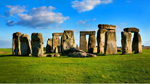 英国巨石阵是假的? 有照片可以证明, 欺骗了我们60年