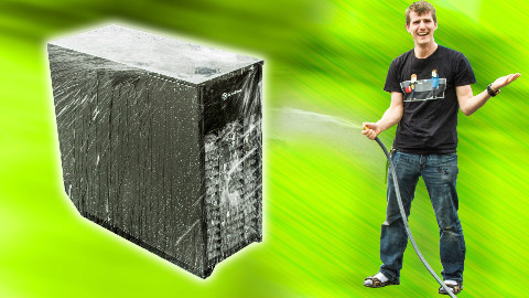 【官方双语】 银欣出品的防水防尘机箱 猛犸象 MM01 #linus谈科技