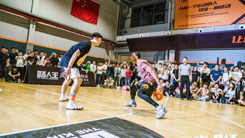 史诗般的对决!21岁的他挑战成名已久的街球传奇
