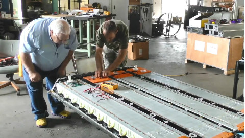 全是干货!外媒拆解特斯拉Model 3电池