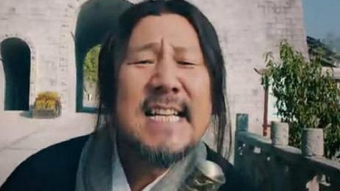 这是一首有灵魂的歌 得配着mv看《腾格尔 - 桃花源》