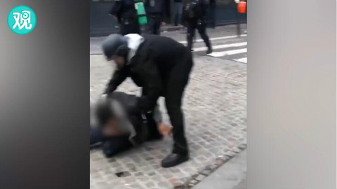 马克龙私人保镖冒充警察打人 视频曝光遭全民指认