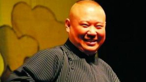 《揭瓦》纲哥说了我不能跑,我得快点走!!!