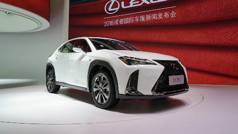 2018成都车展快评:UX200