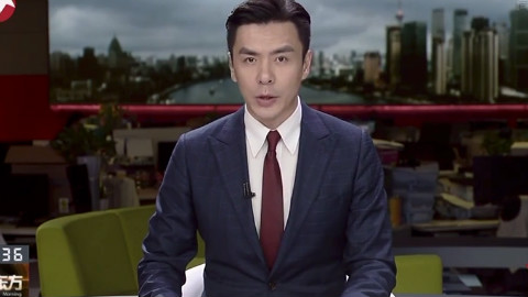 主持人直播变身铠甲勇士,黑犀侠剪辑