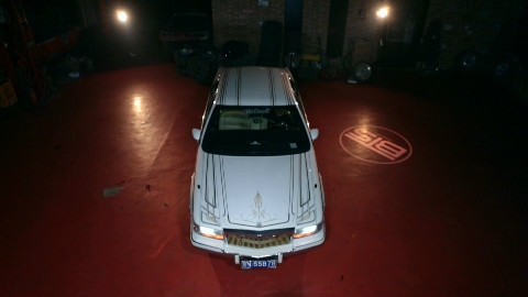 开着来自“乡村”的lowrider上路,行人统统驻足没人比我更酷