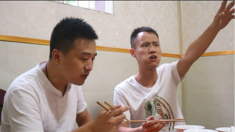 厨师长教强哥:“富顺豆花”的正经吃法,一碗不够两碗来凑