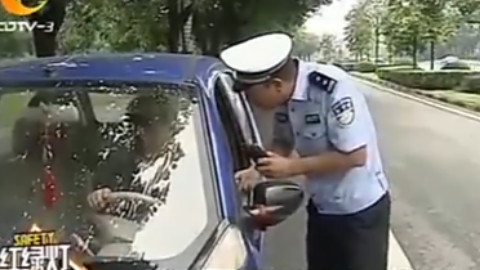 快乐源泉,交警谭警官,最搞笑的集锦