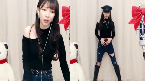 美女主播杨大爷舞蹈《镁光灯下》