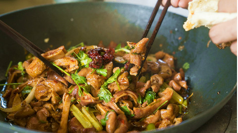 厨男王一刀:天冷了,吃这两样才是最佳的选择。