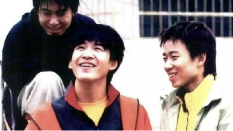 【悄悄更新的音乐电台01】:花儿乐队,朴树,跨入千禧年的经典摇滚。