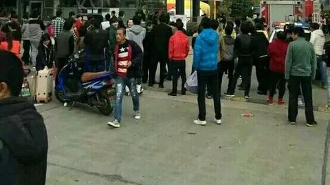 电子厂潜规则系列,流水线上的大学生