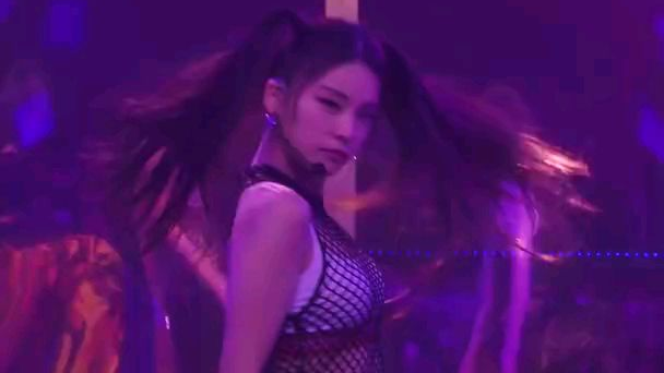【ITZY】黄艺智MCD个人直拍(头发太帅了)