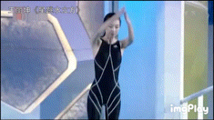 盘点热辣女星跳水合集,颜值身材都不输,妥妥的出水芙蓉