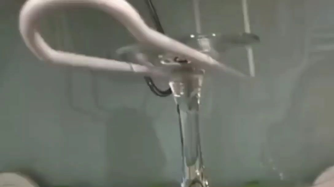 去领导家,让我去拿个杯子