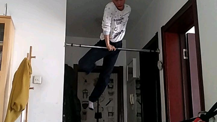 单手臂屈伸