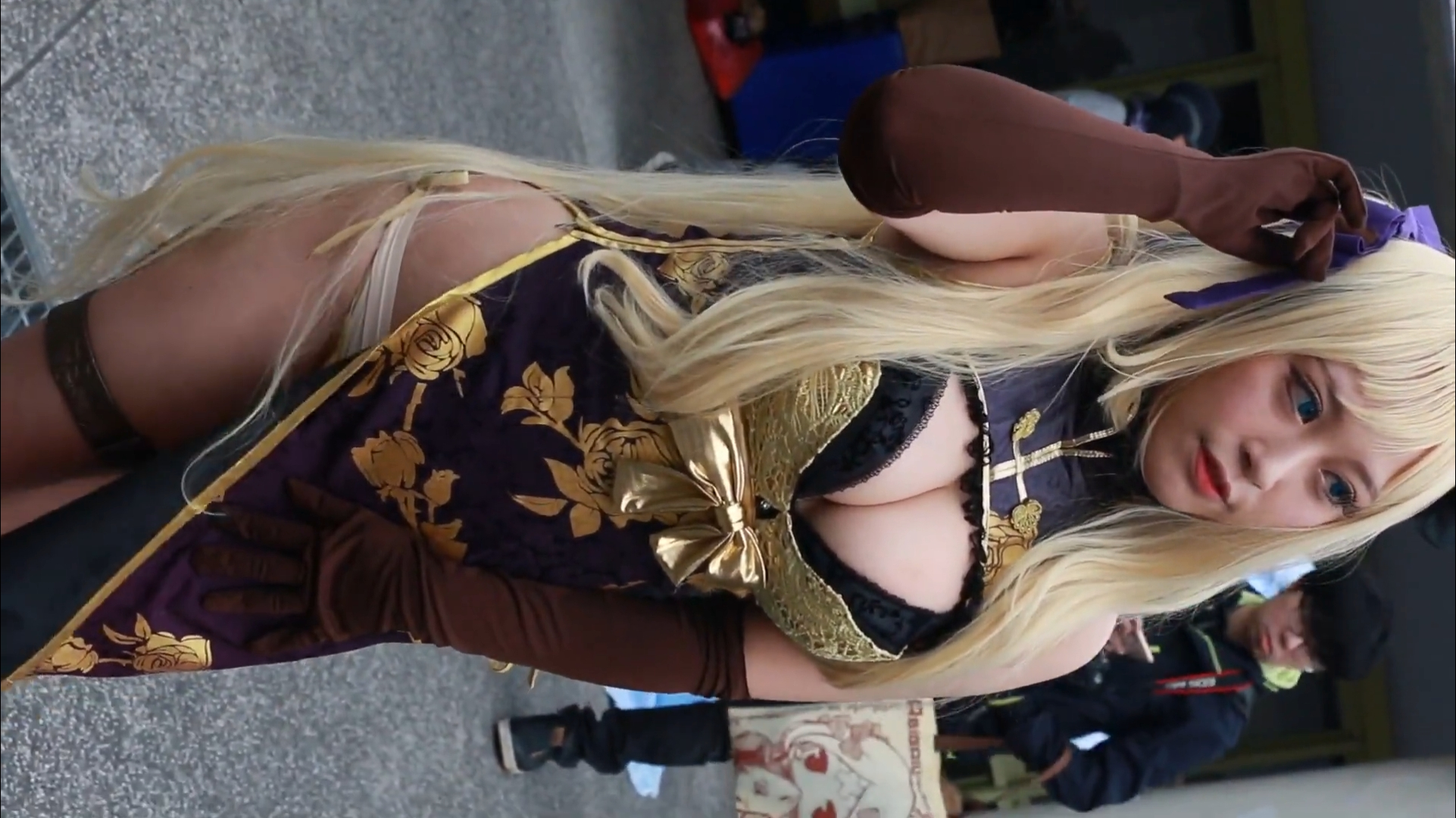 这就是我们男人想要的肥美!幻想金莲cosplay
