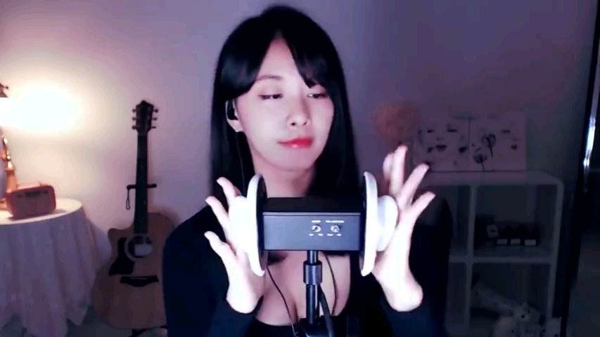 【爱助眠】小姐姐滑嫩的双手按压你的双耳,今夜也将睡得格外的香甜
