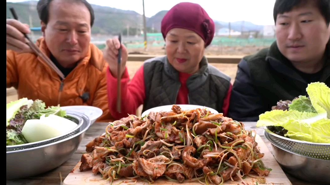 吃午饭啦,你看饿了吗